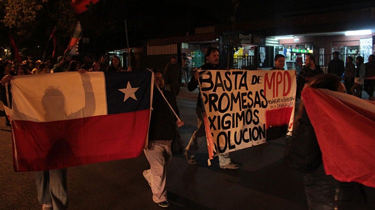 Pobladores de Lo Barnechea protestan por retraso en asignación de terrenos para viviendas sociales
