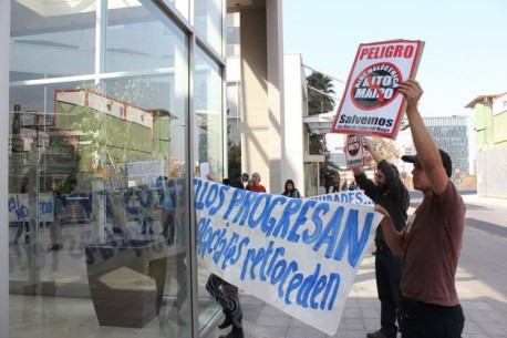 Funan seminario de glaciares auspiciado por Consejo Minero, Angloamerican y Aguas Andinas