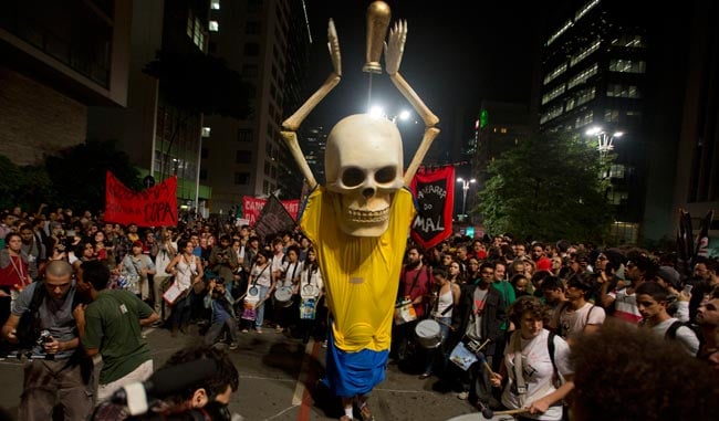 Manifestaciones en Brasil por gastos del Mundial