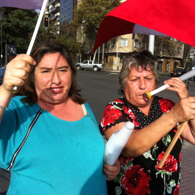 Vecinos de Cerro Navia protestan por hospital