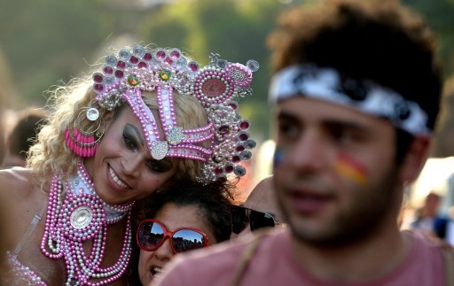 200 mil personas en marcha por el orgullo gay en Roma