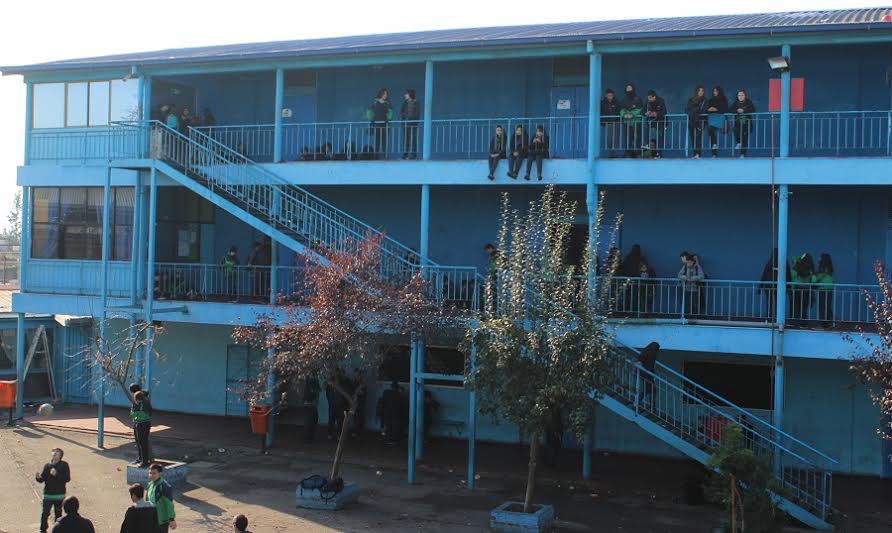 Liceo Agustín Edward en pésimas condiciones