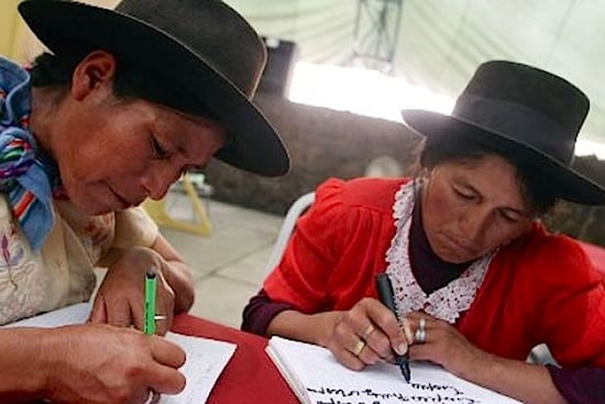 Unesco declara a Bolivia país libre de analfabetismo