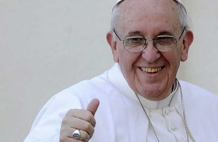 Papa Francisco denunció complicidad de la Iglesia con curas pedófilos