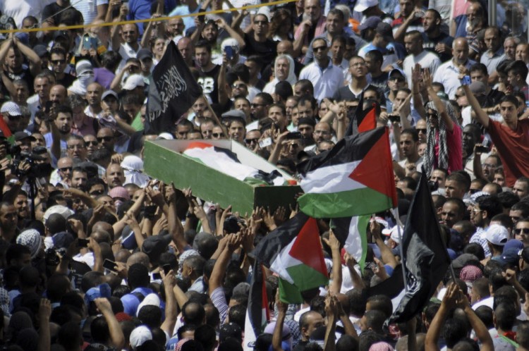 Miles de personas protestan contra las atrocidades de Israel