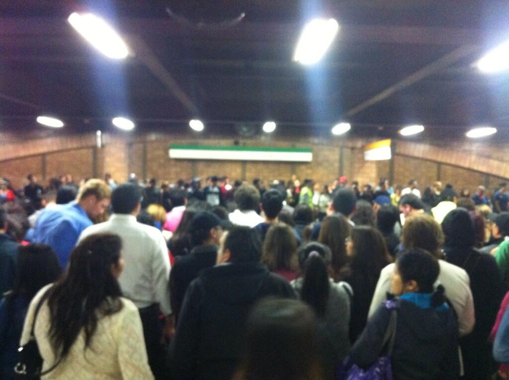 Suspensión del Metro de Santiago #AlertaMetro podría durar todo el día