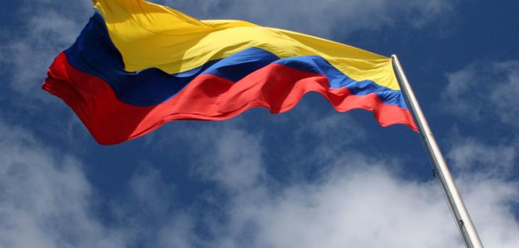 Corte de Colombia ratifica que guerrilleros que dejen armas podrán participar en política