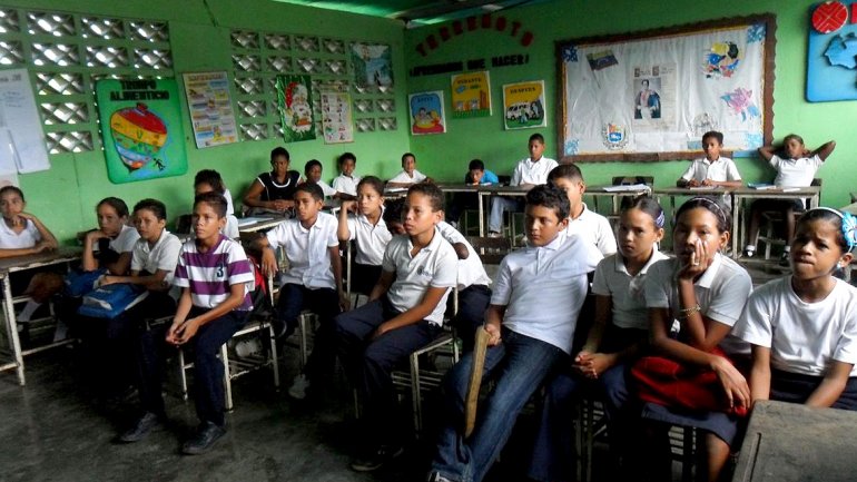 Por qué la escuela tradicional es un fracaso en todo el mundo