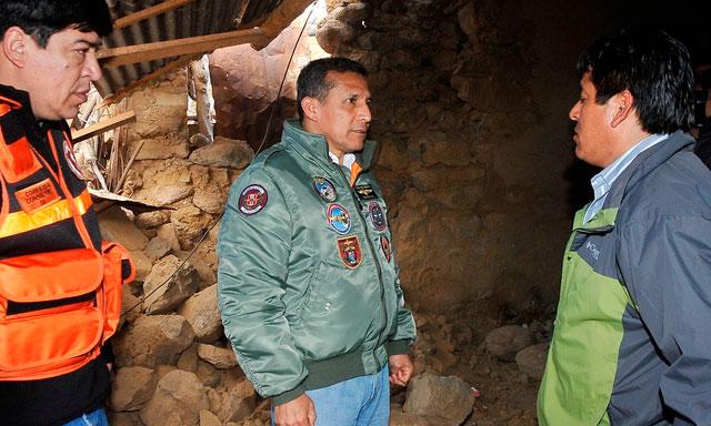 Ollanta Humala y ministros viajan a zona afectada por sismo en Ayacucho