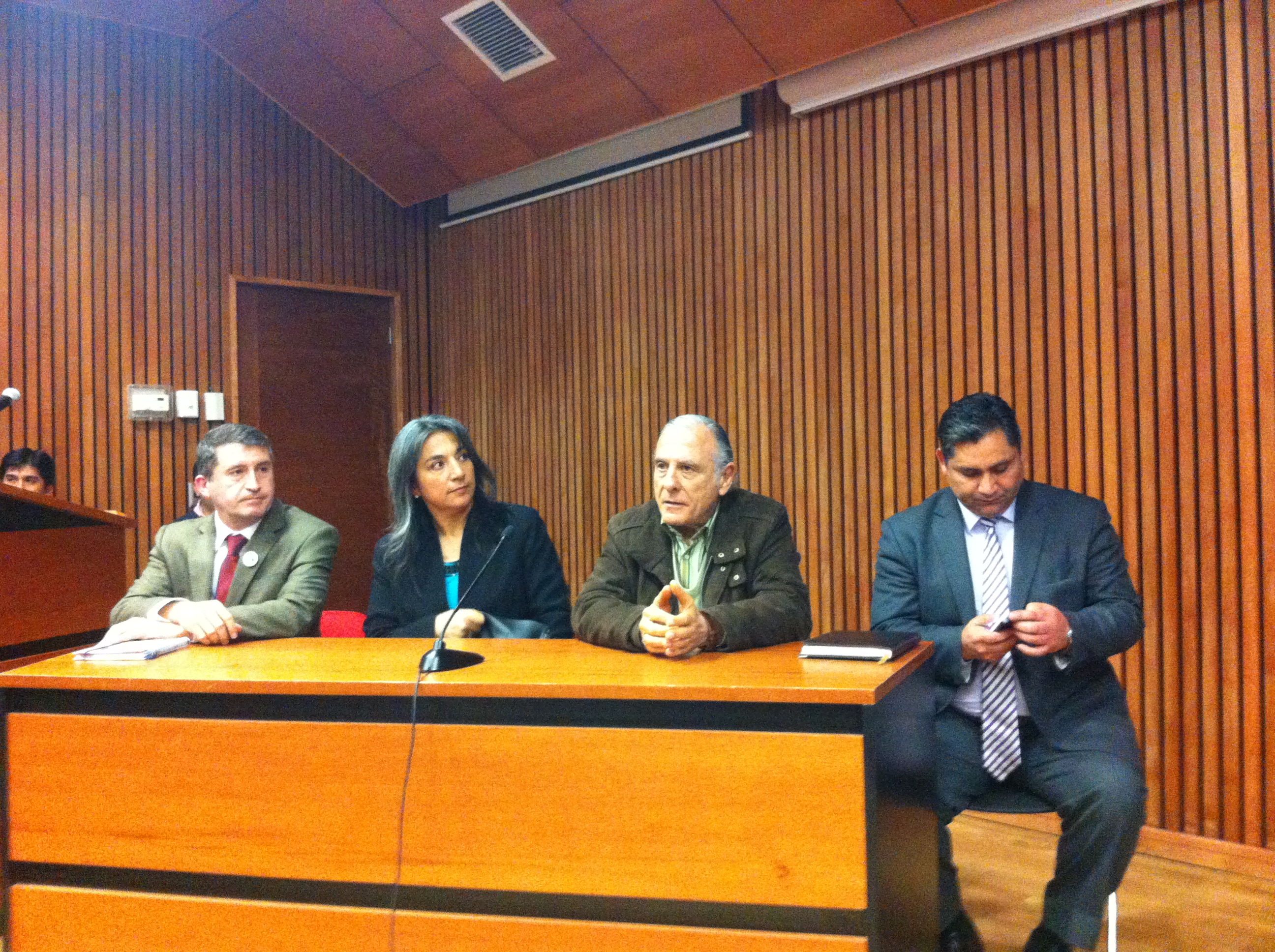 Senador Tuma participa en mesa de trabajo entre el gobierno y comunidades Mapuche por demanda de tierras