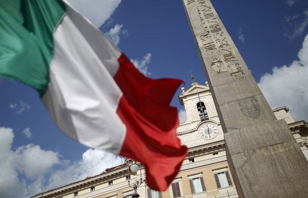 Italia vuelve a caer en recesión