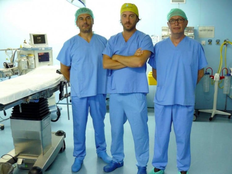 Cirujanos españoles reconstruyen la vagina de una paciente a partir de su intestino