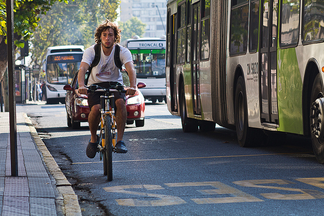 Circular en bicicleta es ponerse fuera de la ley: La reforma es urgente