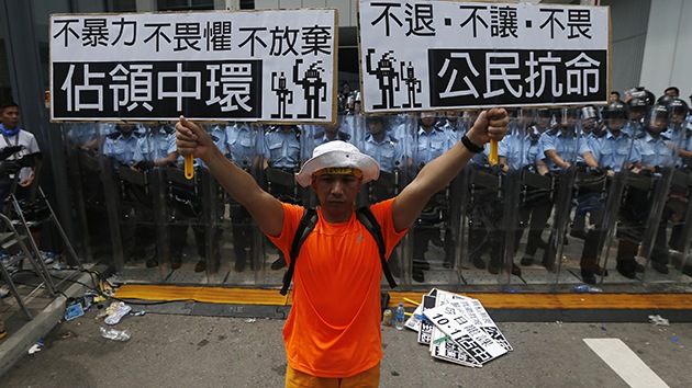 Medios chinos: EE.UU. exporta “revoluciones de colores” a Hong Kong