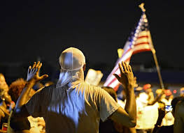 Varios detenidos en protestas en Ferguson