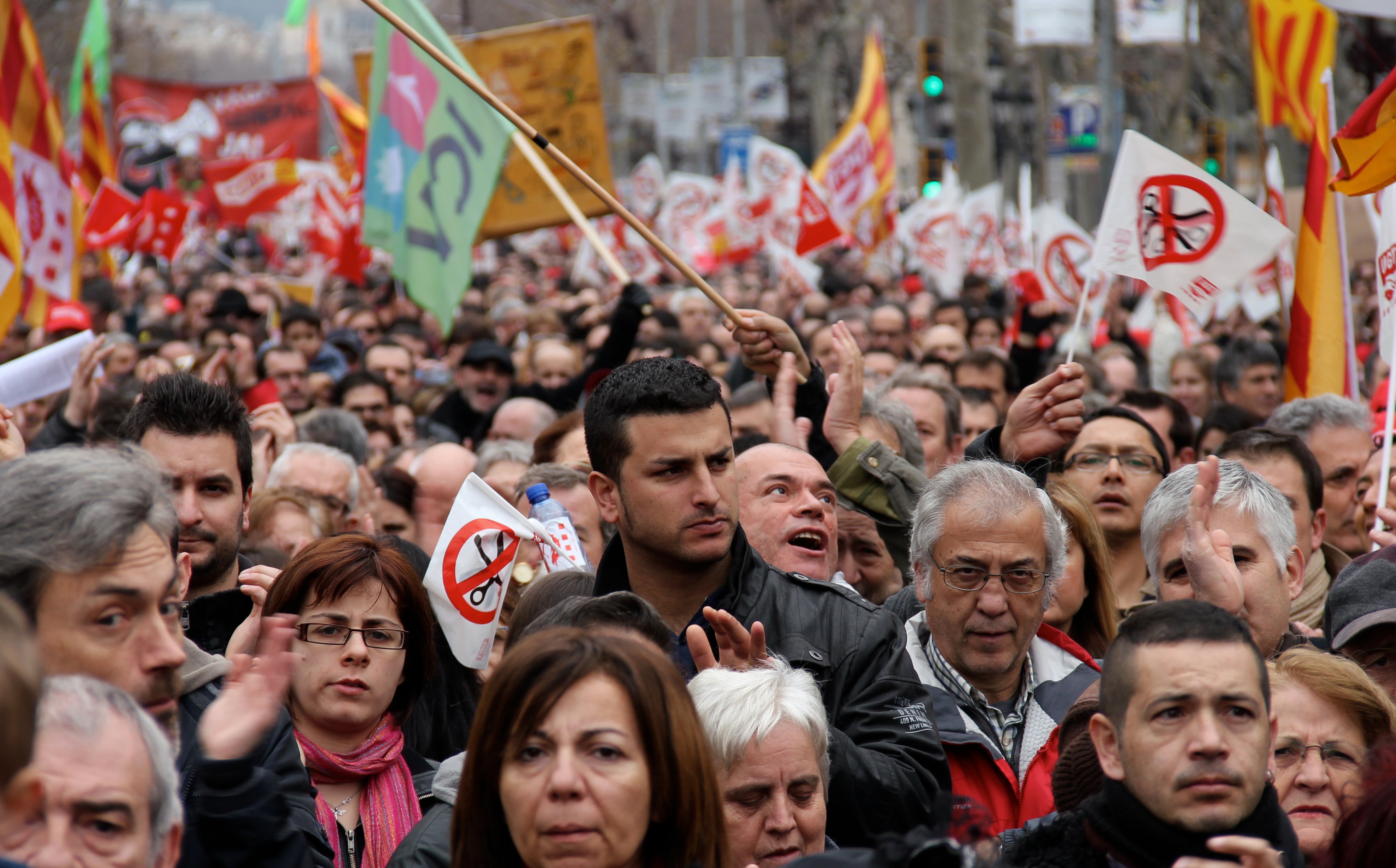 Gobierno español teme un otoño lleno de protestas
