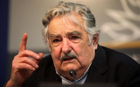 Mujica acusa a oposición de «romper las pelotas» con los presos de Guantánamo