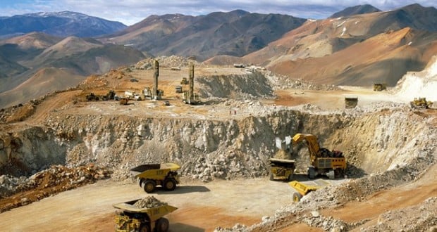 Mujeres diaguitas cierran acceso a mina Pascua Lama de Barrick Gold