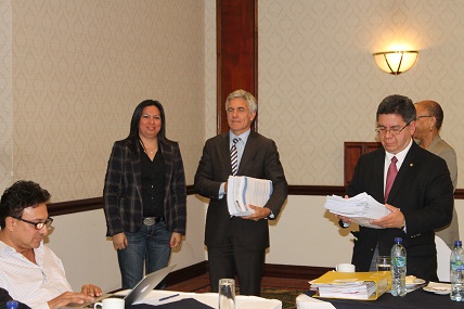 MSICG presenta informe a misión de OIT y pide instalación de una comisión encuesta para Guatemala