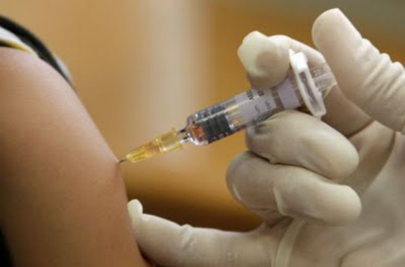 Más de 400 mil chicos recibieron dosis extra de vacunas