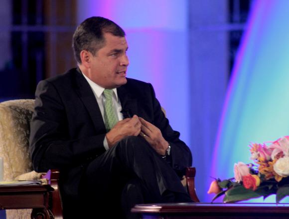 La derecha nos quiere hacer creer que la pobreza es parte de la cultura, afirma presidente Correa