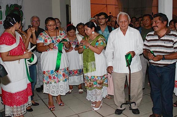 Congreso de escritores mayas para preservar su lengua