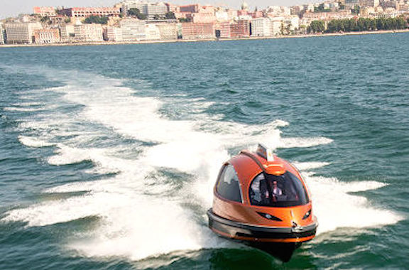 Italia estrena sus veloces taxis marítimos