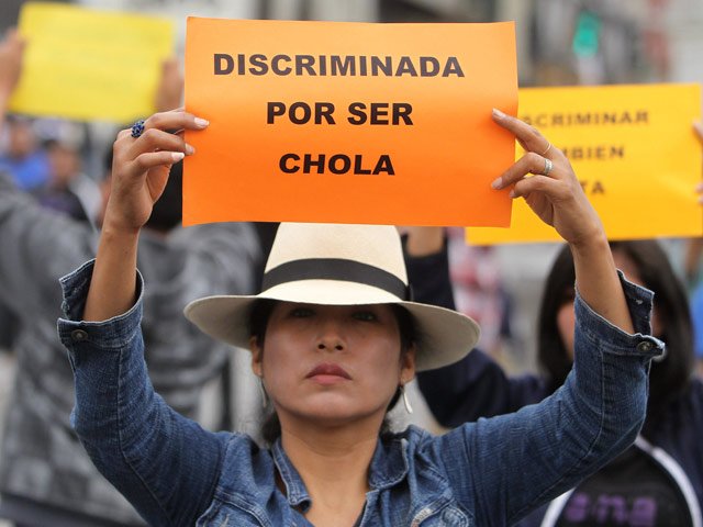 Manifestación de inmigrantes en Santiago. Piden “Amnistía Migratoria”