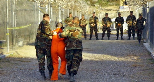 La encrucijada política de recibir a presos de Guantánamo