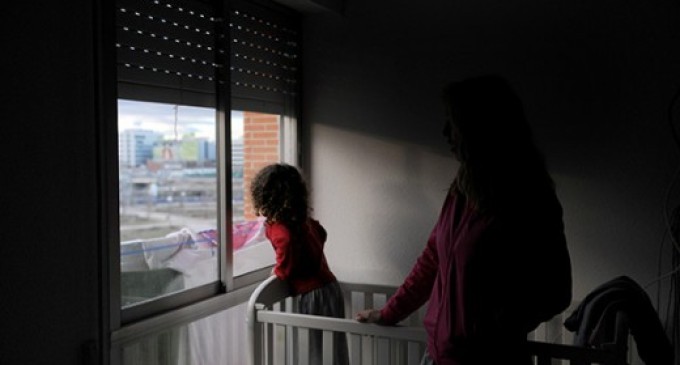Cerca de 750.000 familias viven sin ingresos en España