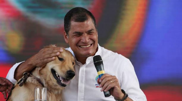 Ecuador destinará 8.434 millones de dólares a inversión pública en 2015