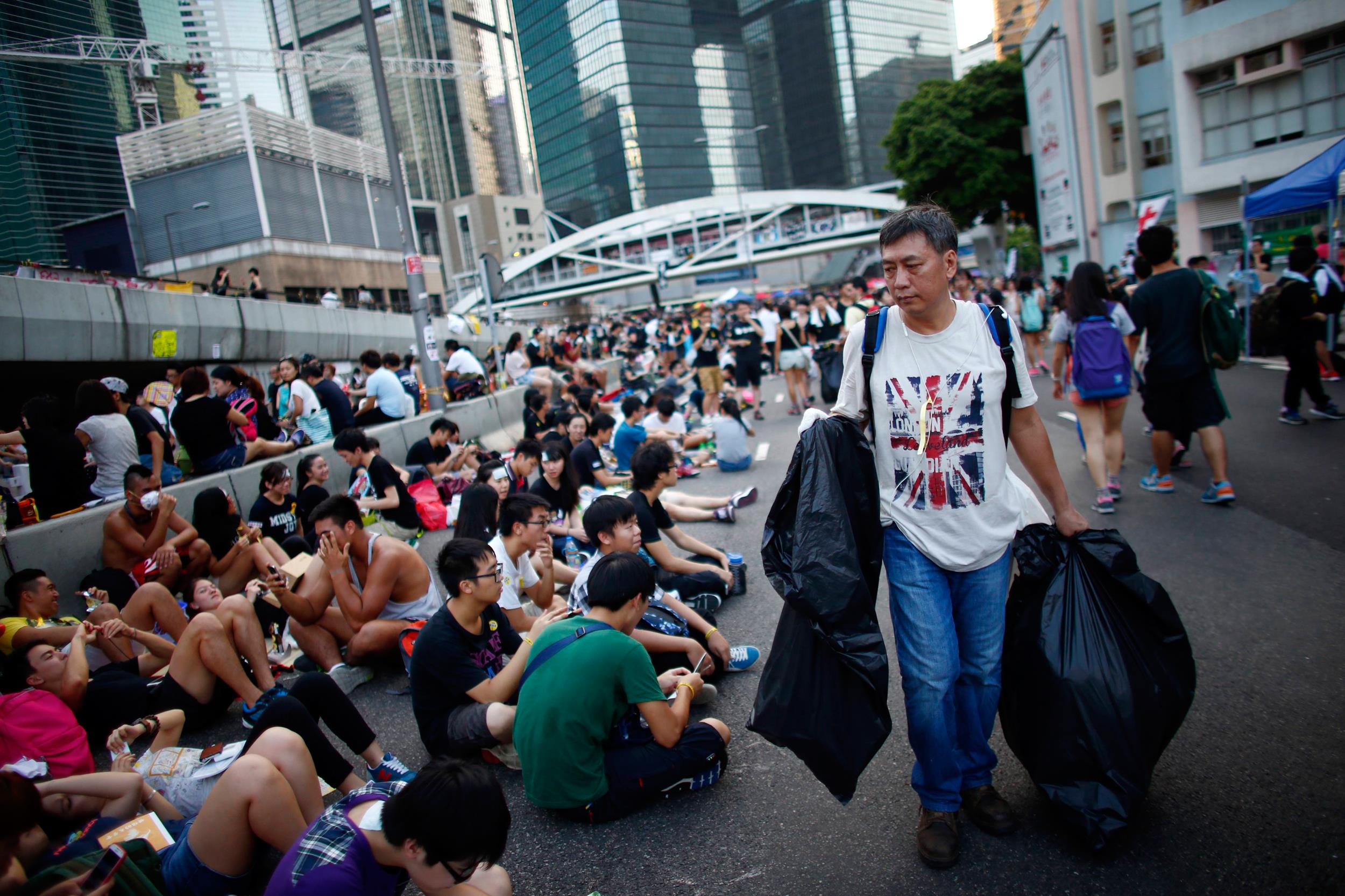 Se desinfla protesta opositora en Hong Kong