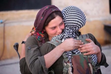 Los kurdos, solos ante el asedio islamista en el norte de Siria