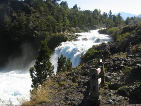 Melipeuco: Justicia acoge demanda contra central hidroeléctrica por daño ambiental