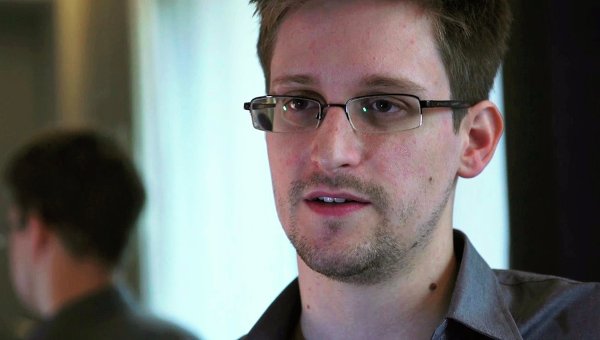 Snowden propone crear fondos de protección de datos de ciudadanos