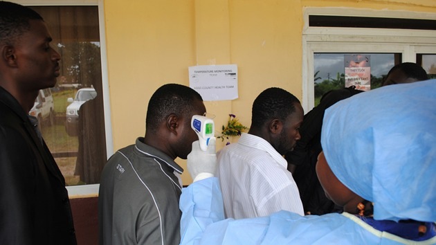 ¿Quién se beneficia del brote de ébola?
