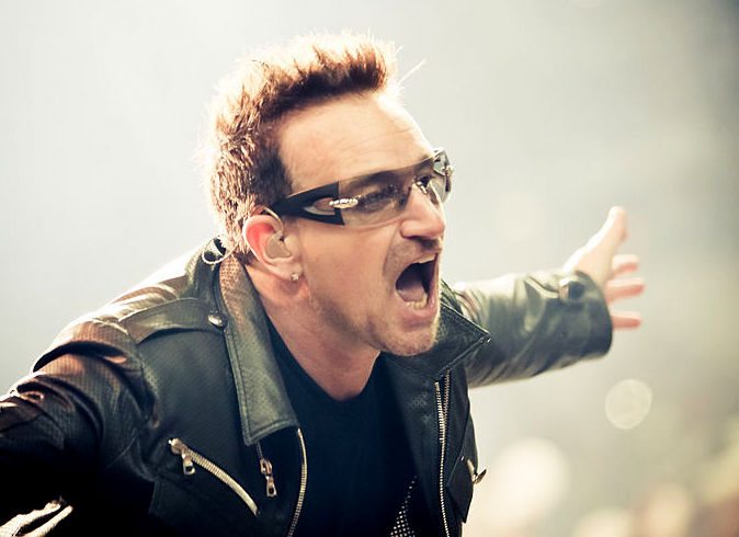 Bono ‘engaña a la muerte’ en un incidente aéreo