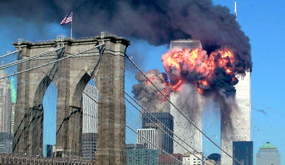 Evidencias de que el acero de las vigas de las torres del World Trade Center fue cortado con Termita