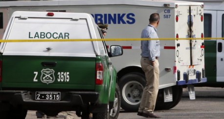 Polémica genera asignación de carabineros para custodiar camiones de valores