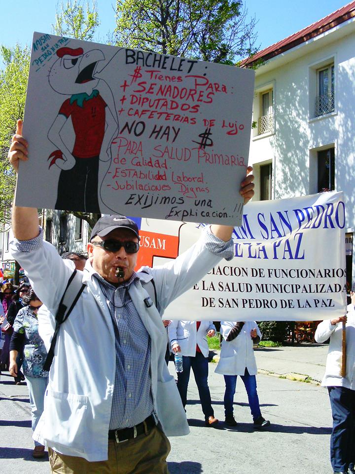 Trabajadores de los CESFAM exigen al gobierno incremento de presupuesto en salud para el 2015