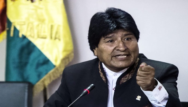 Evo Morales: Privatización del agua viola derechos colectivos