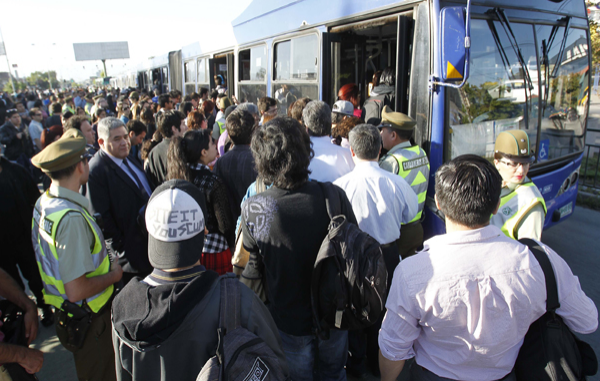 “Piñera desmanteló el Metro, aquí están los resultados”