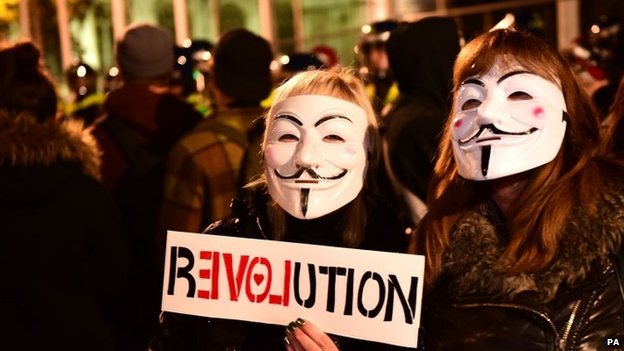 Protestas en Londres contra las políticas capitalistas del gobierno