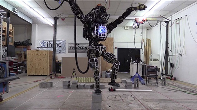 Video: El robot humanoide del Pentágono muestra sus técnicas de karate