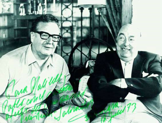 Ensayo explora relación entre Neruda y Allende
