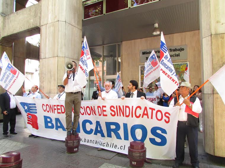 Bancarios rechazan propuestas de Reforma Laboral y entregan carta a la Ministra del trabajo