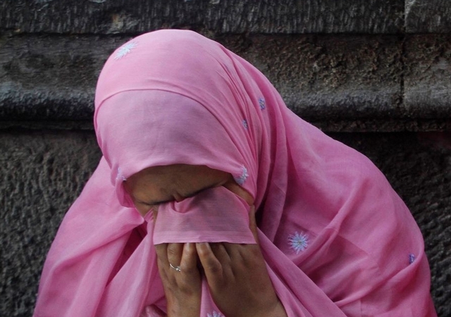 India: Violan a la superviviente de un suicidio colectivo