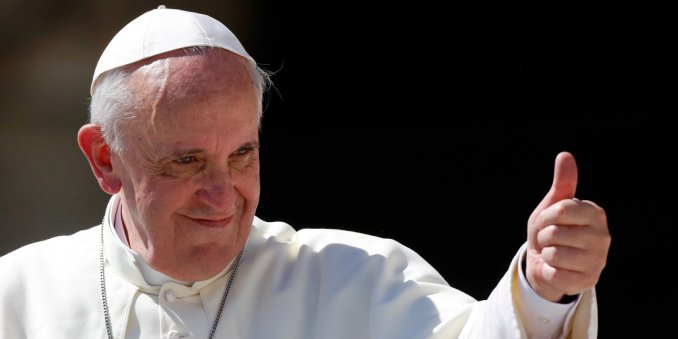 «El papa Francisco insta a una rebelión contra el capitalismo»