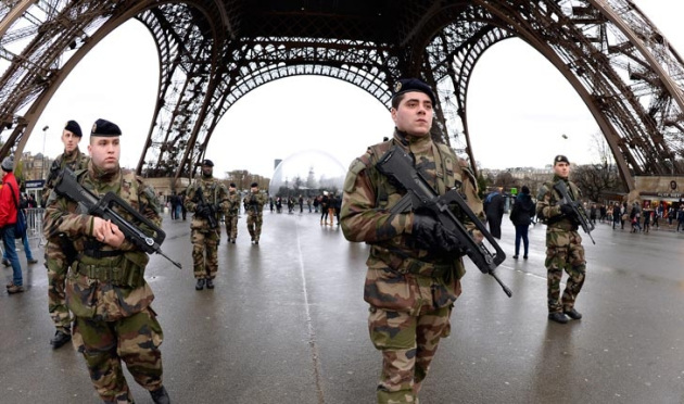 Gana espacio la hipótesis que ataque contra Charlie Hebdo fue una “operación de falsa bandera” de EE.UU.