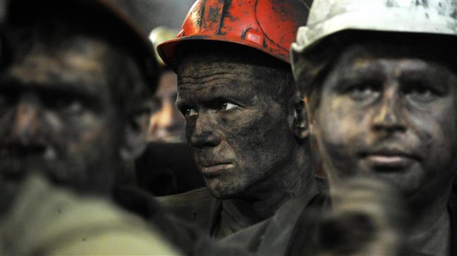 Ucrania: 30 personas fallecieron en ataque aéreo y al menos 496 mineros quedaron atrapados bajo tierra